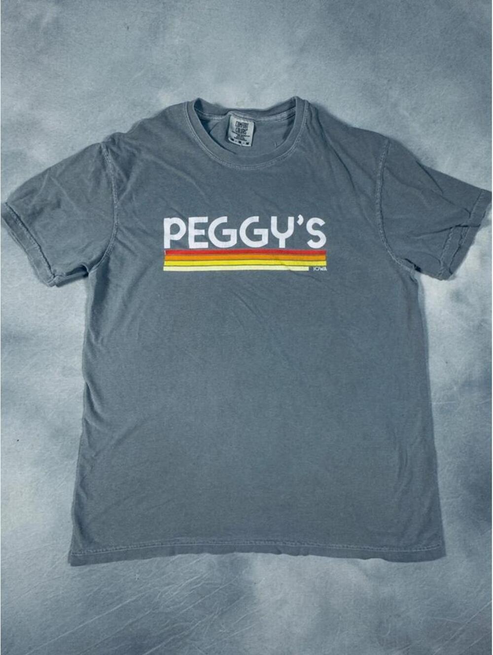Peggy’s Tavern, Des Moines Iowa Retro Stripe Graphic T-Shirt Comfort Colors